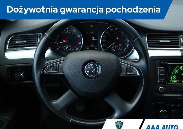 Skoda Superb cena 50000 przebieg: 144305, rok produkcji 2015 z Cedynia małe 326